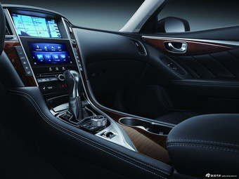 2015款英菲尼迪Q50L