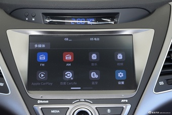 2016款朗动1.6L手动尊贵型