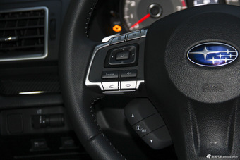 2015款森林人2.5L自动特装纪念版