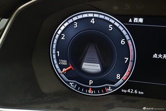 2017款迈腾2.0T自动380TSI DSG 旗舰型