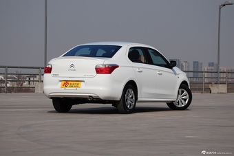 2015款爱丽舍质尚版1.6L手动时尚型