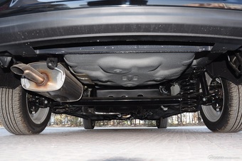 2015款奇瑞E3 1.5L手动智尚型