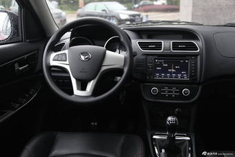 2014款北汽幻速S2尊贵型