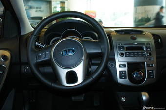 2012款东风悦达起亚福瑞迪纪念版