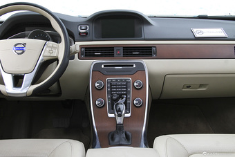 2015款沃尔沃S80L 2.0T自动 T5智雅版