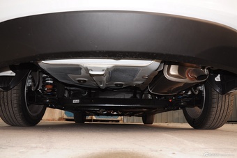 2015款朗动1.6L自动时尚型