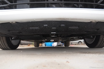 2015款雪铁龙C4L 1.6T自动尊贵版