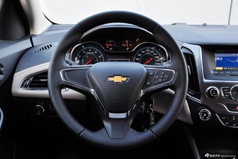 2015款科鲁兹1.4T自动精英版