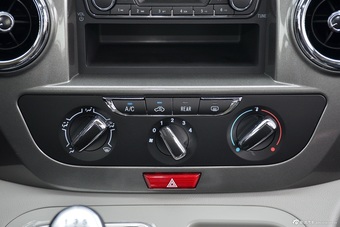 2016款瑞风M3 1.6L手动豪华型宜家版