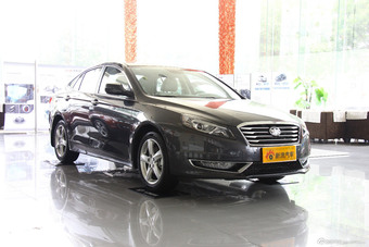 2014款奔腾B70 2.0L自动豪华型