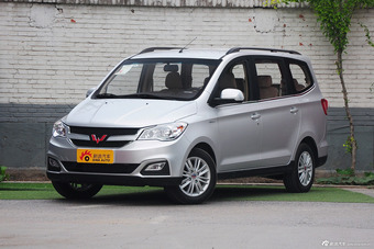 2015款五菱宏光S1 1.5L舒适型