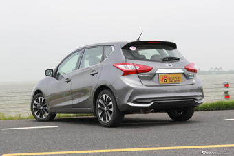 2016款新TIIDA 1.6L自动智尊版