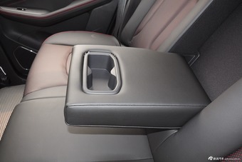 2015款宝骏560 1.8L