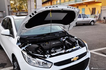 2015款科鲁兹1.4T自动精英版