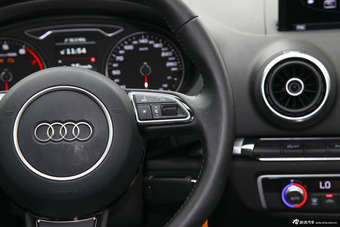 2015款 奥迪A3 Sportback 40TFSI豪华型