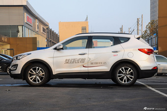 2015款全新胜达2.0T自动四驱顶级型 7座