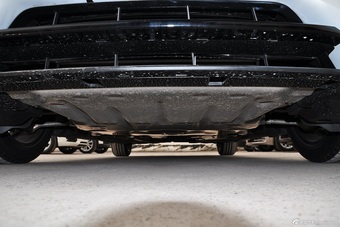 2014款宝马2系220i运动设计套装