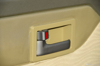 2015款小康C37 1.5L手动经典型