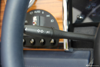 2015款古思特6.6T自动Series II加长版