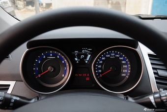 2015款朗动1.6L自动时尚型