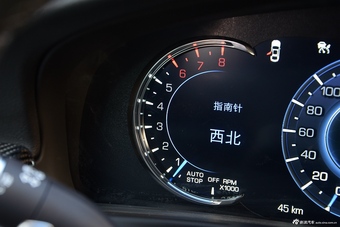 2016款凯迪拉克CT6 3.0T自动40T领先型