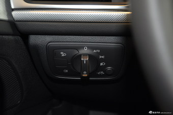 2014款奥迪A6L 2.0L TFSI手自一体标准型