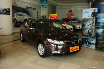 2012款东风悦达起亚福瑞迪纪念版