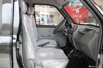 2012款小康V07S座椅空间