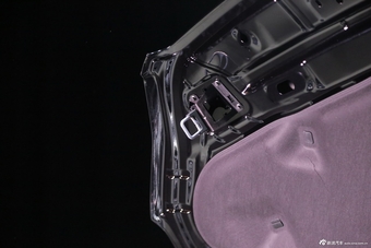 2015款沃尔沃XC90 2.0T T6限量版