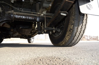 2015款小康C37 1.5L手动经典型