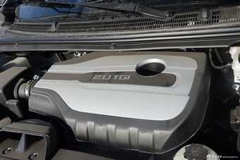 2016款上汽大通G10 2.0T自动豪华版