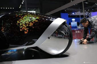 2015上海车展：丰田FV2概念车
