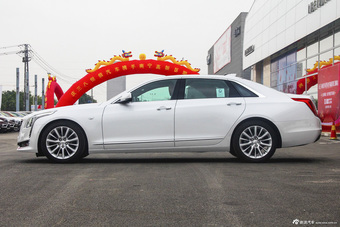 2016款CT6 2.0T自动28T领先型