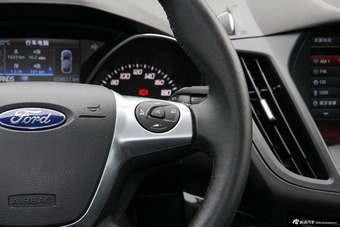 2013款福特翼虎2.0 GTDi自动运动型