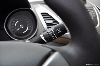 2012款朗动1.6L自动时尚型