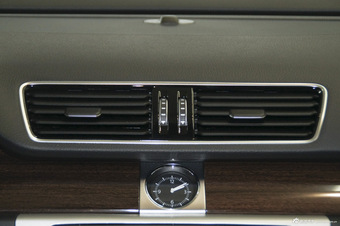 2015款迈腾2.0T自动改款尊贵型