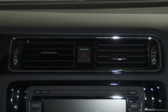 2015款速腾1.4T手动舒适型230