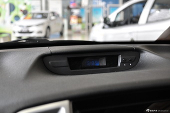 2014款逸动1.6L手动豪华型