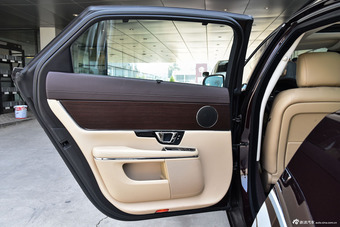 2015款捷豹XJL 3.0 SC典雅商务80周年典藏版