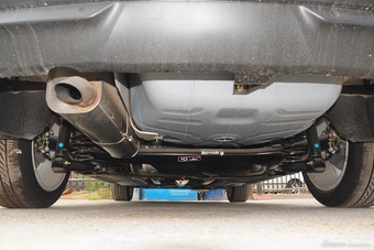 2015款雪铁龙C4L 1.6T自动尊贵版