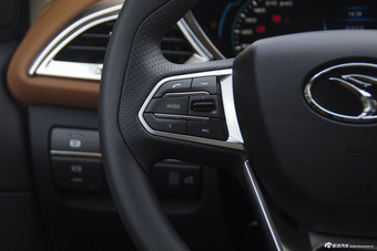 2016款DX7 1.5T手动凯旋版