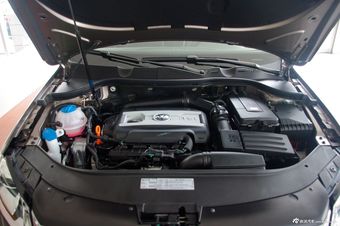 2012款迈腾1.8TSI豪华型