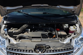 2016款瑞风M5 2.0T手动汽油商务版图片