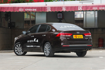 2015款起亚K4 1.8L自动DLX Special