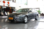 2014款奔腾B70 2.0L自动豪华型 流星灰