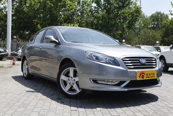 2014款奔腾B70 2.0L自动豪华型银色