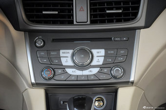 2012款东南V5菱致实拍