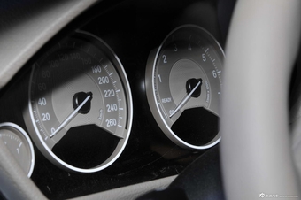 2013款宝马3系混动