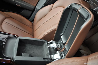 2013款奥迪A8L 50TFSI quattro舒适型