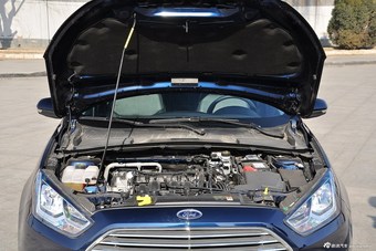 2015款福睿斯1.5L手动时尚型